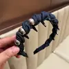 Diadema de Diseño de Alta Gama en Mezclilla Coreana y Japonesa Pasador de Pelo Estilo Coreano con Perlas y Dientes para Mujeres para Aumentar la Altura Craneal Diadema