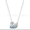 Versión de Alta Gama Shijia del Collar Ojo del Diablo para Mujer Presenta un Colgante de Cadena para Clavícula Corazón Latiente Cisne Dinámico de Swarovski