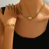 Conjunto de Colar e Pulseira Cubana de Luxo Leve Estilo Europeu e Americano Pulseira Longa de Corrente para Clavícula com Design Geométrico de Nicho Hip Hop