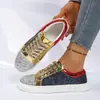 Colección nueva 2026 transfronteriza: zapatos de mujer elegantes y brillantes, zapatillas casuales de moda estilo coreano con suelas gruesas, zapatos planos transpirables y pares a juego para parejas
