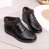 Sapatos de Algodão com Forro de Fleece Slip-On 2025, Sapatos Quentes para Mães, Sapatos de Algodão Espessos Antiderrapantes para Meia-Idade e Idosos, Sapatos Planos Antiderrapantes para Avós