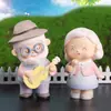 Adornos de anciano y anciana lindos de dibujos animados toma especial para cliente
