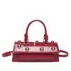 Produto Novo Tendência, Bolsa de Mão Personalizada Estilo Streetwear com Rebites, Bolsa Transversal Versátil da Moda Estilo Hot Girl Nicho para Mulheres