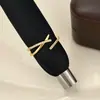 Coleção de Anéis de Ouro Irregulares Multicamadas Enrolados com Zircônia para o Trajeto Diário Design Simples Joia para Mão