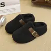 Chinelos Birkenstock Preguiçosos Versáteis de Luxo Retrô Femininos 2026 Outono/Inverno Novidade Chinelos Fechados com Sensação Relaxada para Uso Externo