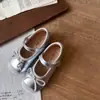 Zapatos Mary Jane de estilo francés para ballet para niños, zapatos pequeños de piel para niñas con suelas finas y suelas blandas, bailarinas de princesa para niños pequeños, adecuados para primavera y otoño