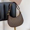 Bolsa para mulheres 2024 primavera e verão nova moda versátil bolsa baguete francesa bolsa de ombro retrô sob o braço bolsa de meia-lua estilo oceano rede