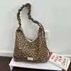 Bolso Versátil Grande de Hombro y Cruzado para Mujer Estilo Coreano Dulce y Moderno Modelo Nuevo 2026 para la Escuela y el Trayecto Bolso de Mano