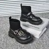 Botas Meia de Princesa para Meninas Outono e Inverno 2025 Novas Botas Curtas Martin para Crianças Botas de Couro para Crianças de Tamanho Médio e Grande Botas de Tricô com Laço Single