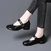 Zapatos Mary Jane de Punta Redonda para Mujer 2026 Otoño Nueva Llegada Zapatos Planos de Hebilla Única Zapatos de Muñeca Corte Bajo Hebilla Cuadrada Zapatos Individuales para Mujer