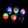 Halloween brilhante fantasma anel abóbora morcego flash brinquedo pequeno presente Dance Party Finger Light