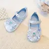 Sapatos de Princesa com Strass Versáteis e Modernos para Meninas 2026 Primavera/Verão Novo Estilo Coreano Sapatos Sociais Baixos com Laço para Crianças