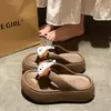 Chanclas de Verano 2026 de Eva con Suela Gruesa para Uso en Exteriores, Aspecto Elevado, Lindas, Ligeras, Zapatillas de Playa No Cansadas para Mujer