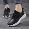 Quanzhou Novos Sapatos Esportivos e Casuais da Moda Feminina Leves para Uso Externo Antiderrapantes Solado Macio Tênis de Corrida para Estudantes Sapatos Brancos para Mulheres