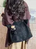 Nova Bolsa de Mão Feminina Outono 2026 Bolsa Tote de Alta Qualidade para o Dia a Dia Bolsa de Ombro Transversal de Grande Capacidade