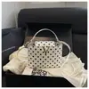 Comercio Exterior Chic Lunares Moderno para Mujer 2026 Nuevo Diseño de Moda Casual Estampado Letras Viaje al Trabajo Bolso de Mano Debajo del Brazo