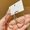 Pendientes de Aro Elegantes de Metal Estilo Europeo y Americano para Mujer, Pendientes Versátiles de Tendencia de Gama Alta de Nicho con Pasador de Plata para el Trabajo