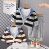 Traje de otoño para niño guapo abrigo de manga larga camisa pantalones conjunto de tres piezas ropa de bebé ropa para niños al por mayor