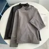 Camiseta de Polar Rayada de Cuello Alto Suave y Lisa, Engrosada y Cálida, Hecha de Terciopelo Alemán, Adecuada como Capa Base, Top Elegante y Juvenil