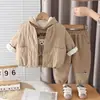 Ropa de Invierno para Niños Sudadera con Capucha Engrosada de Terciopelo Conjunto de Color Sólido Moda de Invierno Nueva Chaleco Ropa de Bebé Conjunto de Tres Piezas