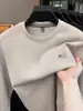 Moletom espesso com camada de ar para homens, novo modelo outono 2026, gola redonda casual com jacquard de padrão escuro, camiseta básica confortável