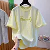 Camiseta Feminina Plus Size com Design Único de Manga Curta com Detalhes em Renda para o Verão