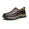 Sapatos masculinos de tamanho grande para Amazon e AliExpress transfronteiriços, sapatos slip-on de couro grandes feitos à mão com solas macias e mocassins casuais antiderrapantes