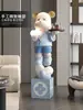 Fabricante Alemão 2026 Novo Modelo Ornamento Urso Violento para Sala de Estar, Grande de Chão Luxo Leve High-End Lateral de Gabinete de TV