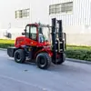 Fabricante vende Empilhadeira Todo-o-Terreno Off-Road de 4 Toneladas Tração nas Quatro Rodas Alta Potência Específica para Canteiro de Obras Empilhadeira Diesel Off-Road