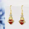 Collar con Colgante de Cruz de Zirconia Roja en Forma de Corazón, Cadena de Clavícula de Moda con Incrustaciones de Diamantes de Zirconia en Forma de Corazón, Cadena Creativa para el Cuello Dorada con Forma de Corazón