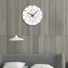 Relógio de parede silencioso com padrão geométrico de combinação de triângulo e círculo, estilo moderno, personalidade digital