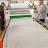 Máquina de pegamento de látex blanco máquina de algodón perlado compuesto cartón corrugado papel kraft tela tejida papel de aluminio máquina de pegado plano con pegamento frío