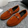 2025 Novos Mocassins Masculinos Primavera e Outono Sapatos Masculinos Estilo Coreano Tênis Casuais da Moda Slip-On Britânico Sapatos Preguiçosos Calçados da Moda