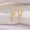Colgante Pequeño de Cruz Colgante Anillo de Cruz Anillo de Zirconia Pendientes Pendientes de Moda de una Sola Fila para Mujer Transfronterizos de 18 Quilates Colgante Exquisito