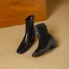 Botines cortos de moda y versátiles para mujer, modelo nuevo 2026, punta cuadrada, tacón bajo, botas de moda con cremallera trasera, cómodos botines ajustados de cuero suave