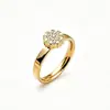 Novedad de Amazon Diseño de Nicho Lleno de Estrellas Acero de Titanio Incrustado con Diamante Anillos de Pareja para Mujer Japonés Coreano Lujo Ligero Acero Inoxidable Anillos de Diamante