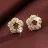 Pendientes de Flor con Tachuelas de Circonita Estilo Retro Francés para Mujer, Sencillos y Versátiles, Pendientes de Lujo de Alta Gama, Venta Caliente Transfronteriza de Temu