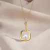 Corrente para Clavícula Elegante com Zircônia Banhada a Ouro Real Design de Nicho Feminino Geométrico Colar de Pérola de Açúcar Colar Versátil