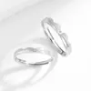 Par de Anéis de Casal Ondulados Escovados em Prata de Lei S925 Estilo Coreano Nicho Par de Anéis Fashionable Simples Anel Aberto