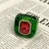 Anillo Transparente de Alto Diseño Colorido de Nicho Europeo y Americano para Mujer Versión Ancha Cuadrada Tridimensional Anillo de Diamante Popular Accesible de Lujo para Mujer