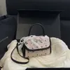 Bolsa Nova de Verão 2026 Estilo Coreano Nicho com Laço para Mulheres, Bolsa de Ombro Único Transversal, Bolsa Quadrada Pequena de Mão, Venda por Atacado de Bolsas Femininas