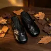 Mules Mary Jane retro de tejido con punta cerrada para mujer, nuevo estilo de verano 2026, mules slip-on de cuero suave con punta cuadrada para uso casual