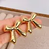 Pendientes Europeos y Americanos Transfronterizos Franceses Sencillos de Lazo Sólido Exagerados Minimalistas Nicho de Gama Alta para Mujer