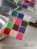 Caixa com 12 Compartimentos Contas de Arroz Dopamina Mini Macaron Redondas 3D Cores Misturadas Versátil Caixinha Decorações para Unhas Atacado