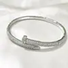 Pulseira Cobra de Alto Padrão para Comércio Exterior, Cravejada com Zircônias, para Mulheres, Pulseira Geométrica Full Diamond de Luxo Leve em Ouro 18K, Atacado do Fabricante