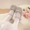 Zapatos de Cristal para Niñas 2026 Nuevos Zapatos de Vestir de Rendimiento para Niñas Primavera y Otoño Zapatos Individuales con Pedrería para Estudiantes Zapatos de Cuero para Bebé