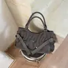 Bolso de mano de gamuza de alta calidad, estilo vintage para mujer, nueva colección 2026, bolso bandolera de un solo hombro, diseño único, bolso versátil para debajo del brazo