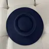 Sombrero de copa francés de lana para mujer Otoño e Invierno 2023 Nuevo Sombrero plano de socialité británica Sombrero de fieltro retro de ala plana estilo Hepburn