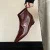 Botines de Tobillo Cuña Cabeza Cuadrada Pequeña Piel de Vaca Capa Superior Estilo Francés Simple Otoño e Invierno Botines Cortos de Tacón Medio para Mujer color vino tinto