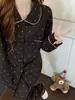 Pijama Nuevo con Cuello de Muñeca para Mujer Primavera y Otoño Algodón Nube Manga Larga Dibujos Animados Lindo Estudiante Se Puede Usar Fuera de Casa Conjunto de Ropa para el Hogar